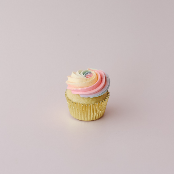 *PREORDER* St. Patty's Day Cupcake Box