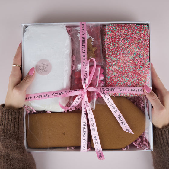 Gingerbread House Kit